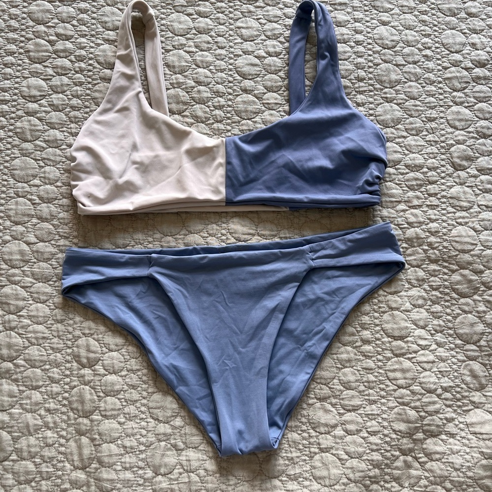 Two toned cheeky bikini